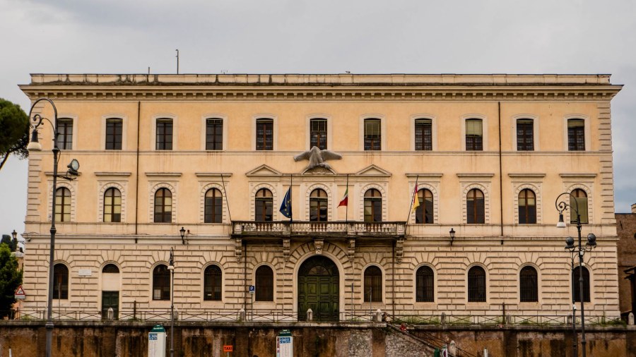 Ex-Ilva, scelta pubblica: Invitalia chiede amministrazione straordinaria