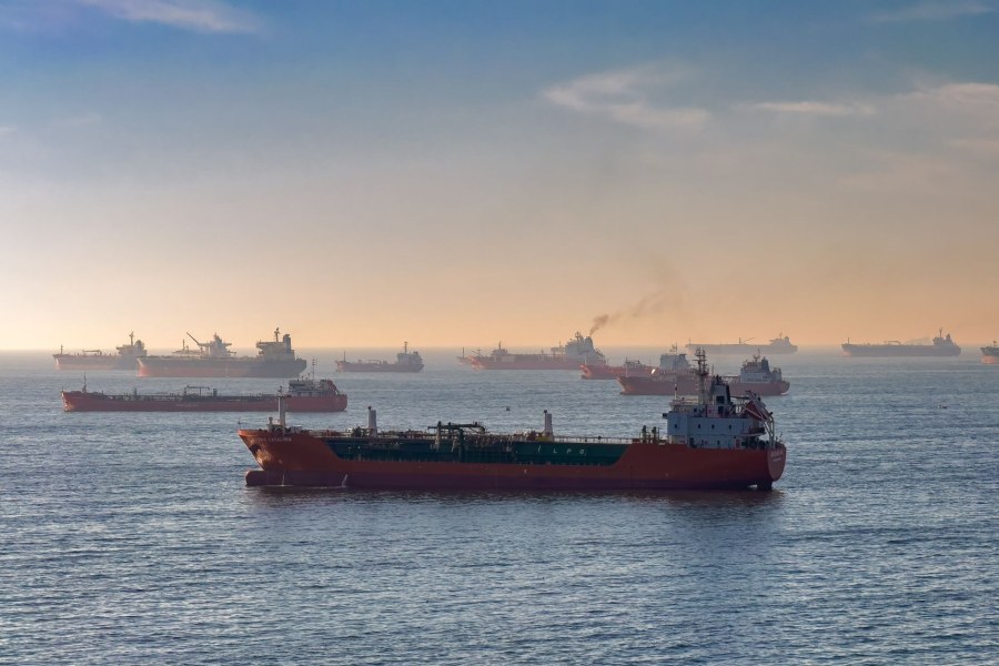 Iran-Usa, scambio di attacchi navali nello Stretto di Hormuz